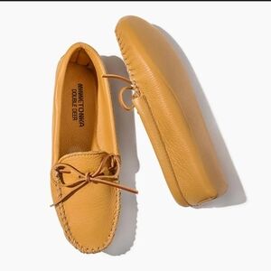 Minnetonka Tan Leather Moccasins